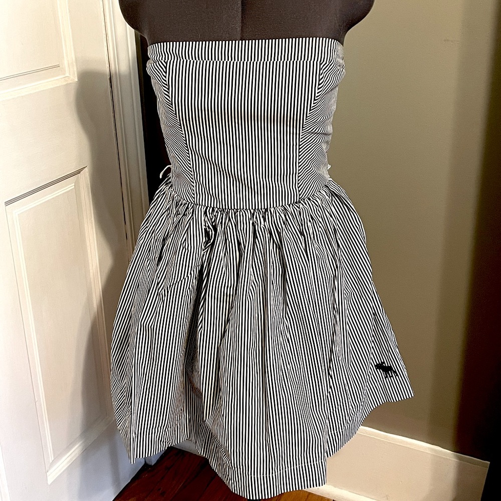 Abercrombie Striped Strapless Dress - Size L